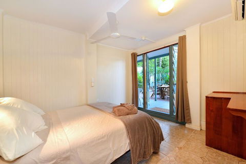 Lilybank Guest House - Queensland Tourism 3