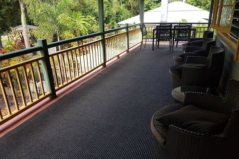 Lilybank Guest House - Queensland Tourism 7