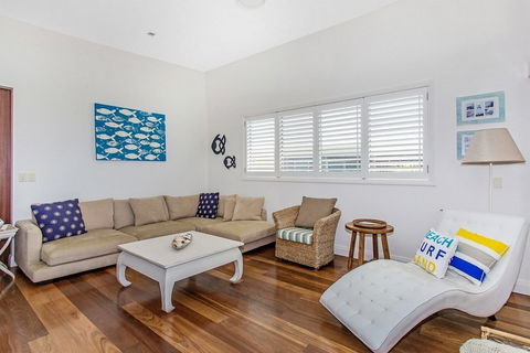 Salt Beach Holiday Home - Queensland Tourism 2
