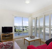 RESORT on the BEACH 6310 TOP FLOOR - Queensland Tourism