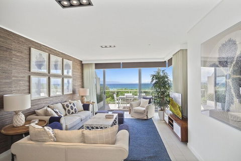 Bale Penthouse 1326 - QLD Tourism 3