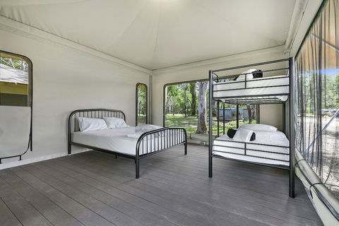 Habitat Noosa - QLD Tourism 4
