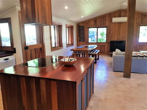 Palm Grove Rainforest Retreat - QLD Tourism 5
