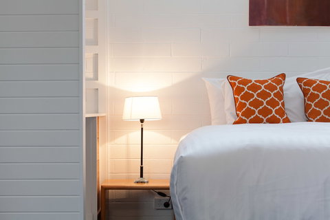 Apartments On Elsmere - QLD Tourism 3