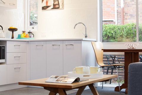 Apartments On Elsmere - QLD Tourism 6