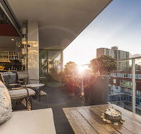 Loft Penthouse With Startling City Views  Parking - QLD Tourism