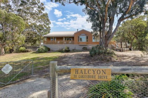 Halcyon - QLD Tourism 0