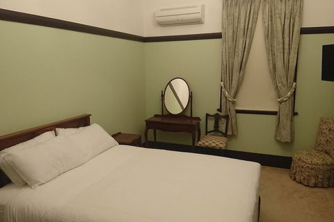 Carrawobitty Rural Retreat - Queensland Tourism 3