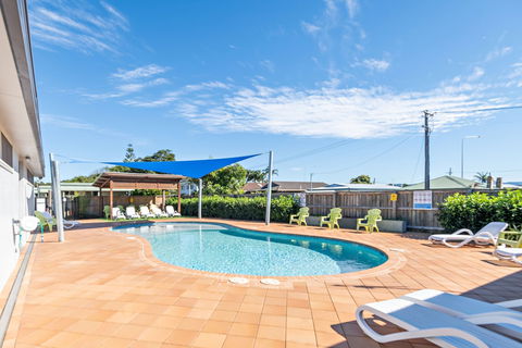 Holiday Haven Burrill Lake - QLD Tourism 1