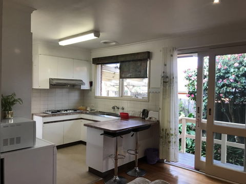 The Glen Family House - Queensland Tourism 1