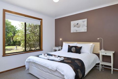 Port Elliot Holiday Park - Queensland Tourism 0