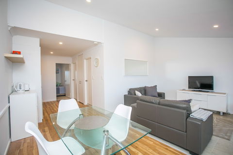 Scarborough Seaside Apartment 121 - QLD Tourism 3