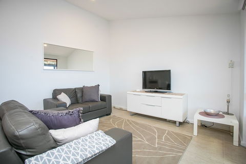 Scarborough Seaside Apartment 121 - QLD Tourism 0