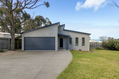 Pelican House - QLD Tourism 4