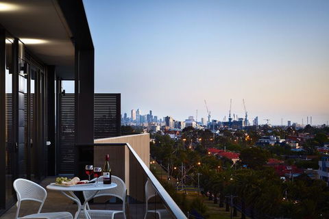 Essendon Escape - Queensland Tourism 5