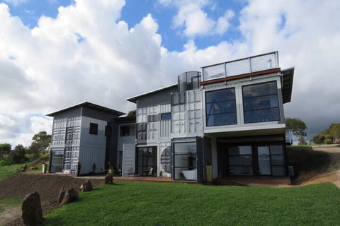 Hotel California Road Inkwell Wines - QLD Tourism 7