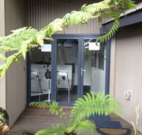 Tanjil Creek lodge - Queensland Tourism