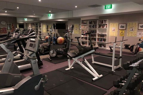 Apt Walking Distance To MCG & Epworth Hospital - Queensland Tourism 4