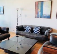 Astonishing Docklands View Deluxe Room - Queensland Tourism