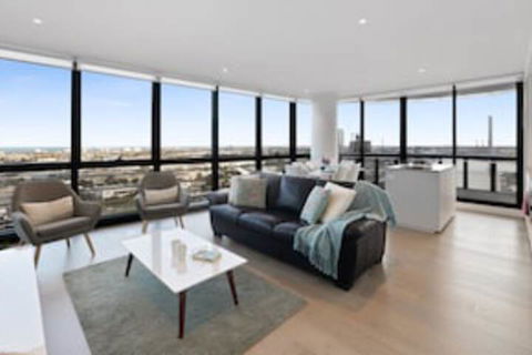 Melbourne Lifestyle Apartments - Best Views On Collins - Queensland Tourism 0
