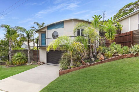 Lake House - QLD Tourism 2