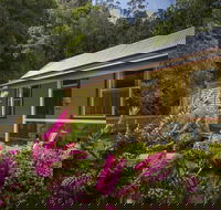 Creek Cottage - Queensland Tourism