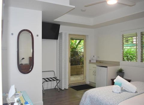 Beechs' Brook Rainforest Retreat - QLD Tourism 3