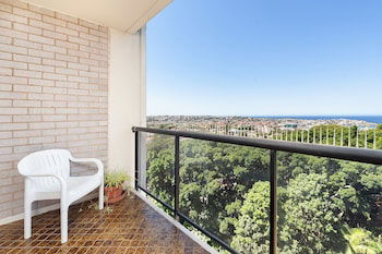 Bondi Apt For 4 Panoramic Ocean - QLD Tourism 0