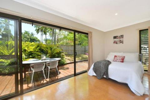 Crazy About Cairns Resort Living 6 Bedrooms - QLD Tourism 7