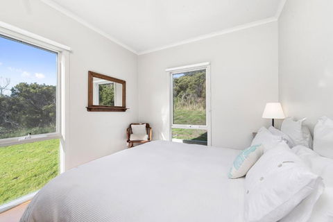 Joanna Cottage - QLD Tourism 1