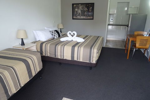 Memphis Motor Inn - QLD Tourism 7