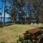 Tuppys On The Lake - Queensland Tourism 0