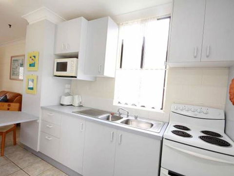 Villa Manyana Unit 25 - Queensland Tourism 5