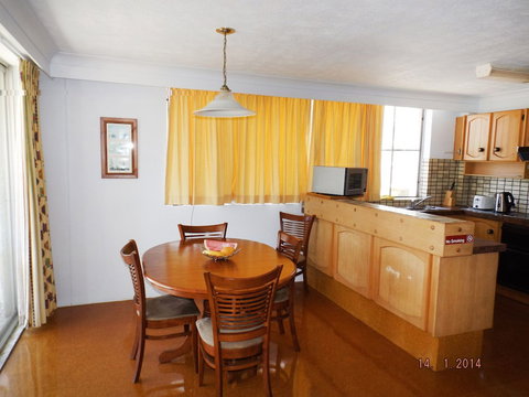 Sandbar Unit 203 - QLD Tourism 1