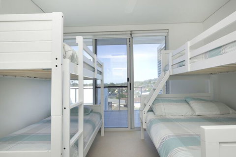 Waterline 304 - QLD Tourism 5