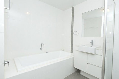 Waterline 304 - QLD Tourism 6