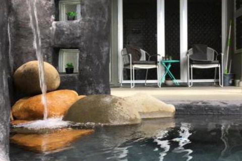 Earthship Daintree - Queensland Tourism 0