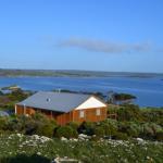 Pelican Lagoon Cabin - Queensland Tourism 0