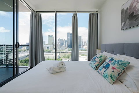 Lucid - Queensland Tourism 6