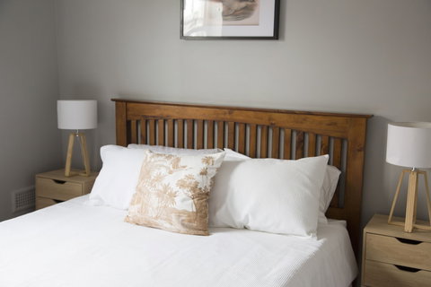 Wayfarers Cottage - QLD Tourism 0