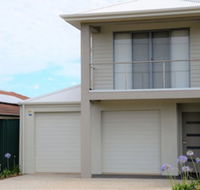 Eastern Breeze - Queensland Tourism