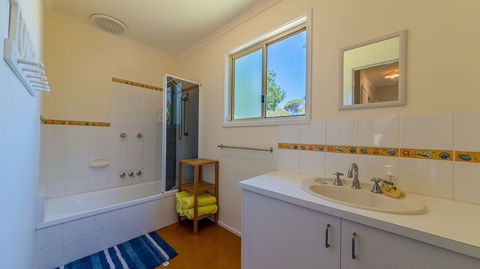 12 Aloha Ventnor Beach House - QLD Tourism 5