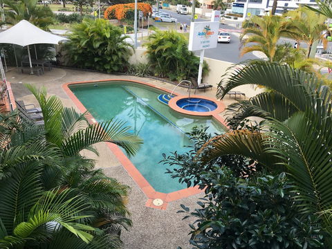 Broadbeach Private Apt With CHA - Queensland Tourism 4