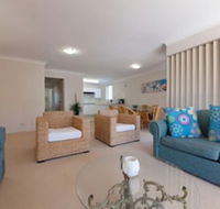 Kamilaroi Unit 6 58-60 Magnus Street - QLD Tourism