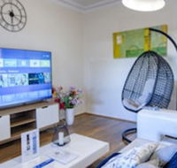 Wollongong train station holiday house - QLD Tourism