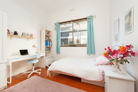 Sunny Family Beach House - Queensland Tourism 7
