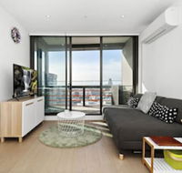 Indie 2BDR Docklands Apartment - Queensland Tourism