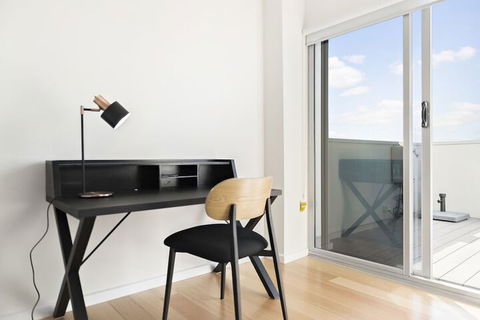 Hotham, 2BDR North Melbourne Apartment - QLD Tourism 5