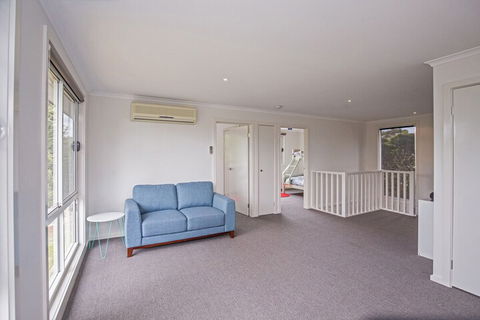 Bay Breeze Retreat - QLD Tourism 6