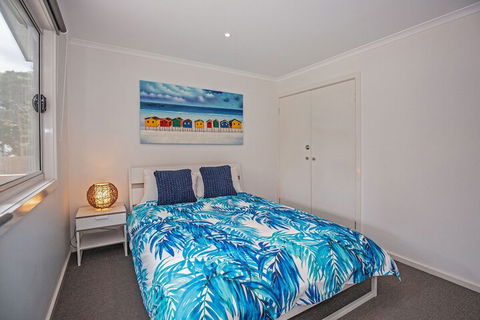 Bay Breeze Retreat - QLD Tourism 3